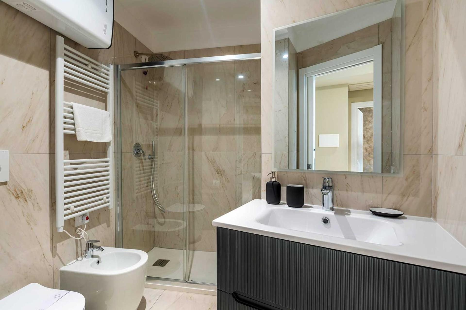 Velasca Tower Apartments Милан Экстерьер фото
